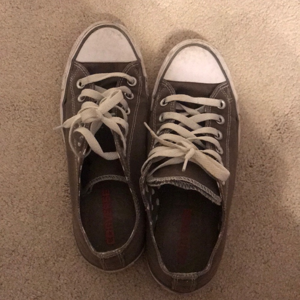 Converse size 8